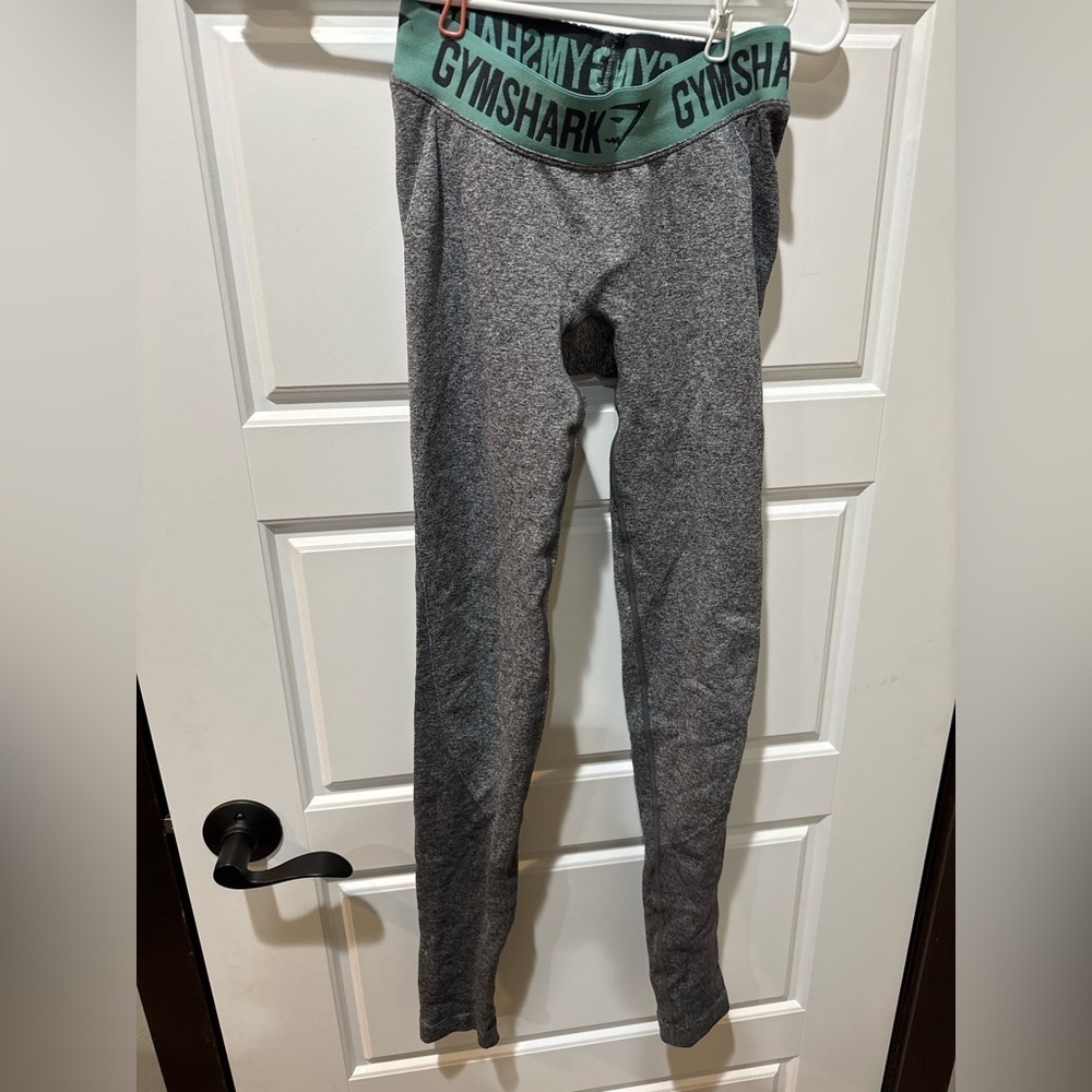 Gymshark Women's Gray Leggings | Workout| Gym | Athleisure| - Picture 2 of 4